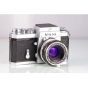 Nikon F  + Nikkor-H F2 50mm DW-1